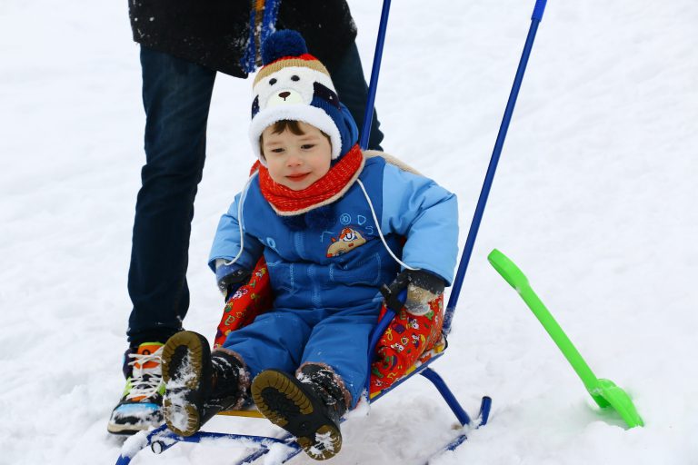 boy-child-cold-1620934-768x512